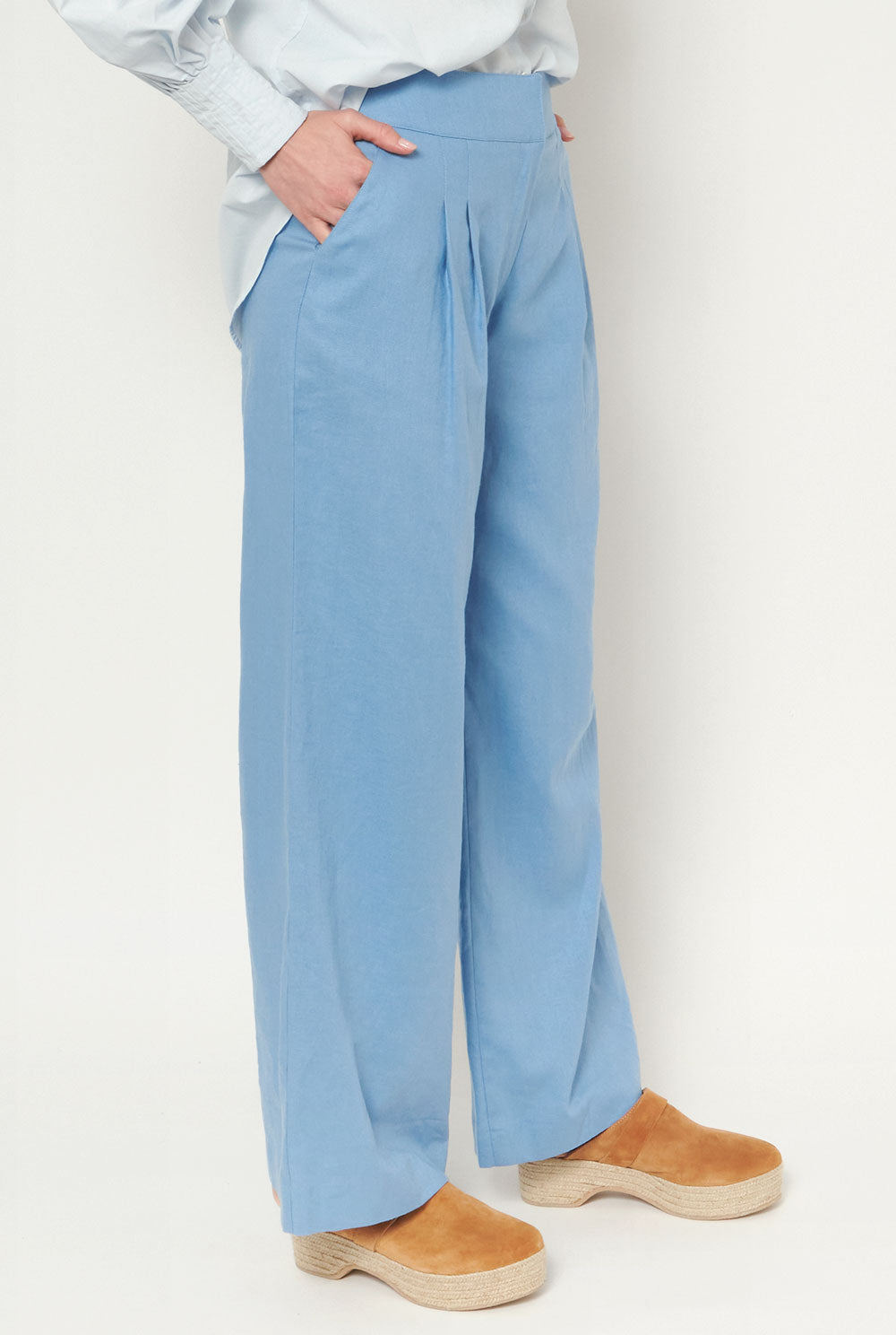 PANTALÓN NUEVO DUQUE CELESTE